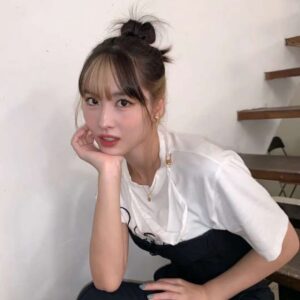 TWICE(トゥワイス)モモの私服！着用してるスウェットのブランドはどこ？